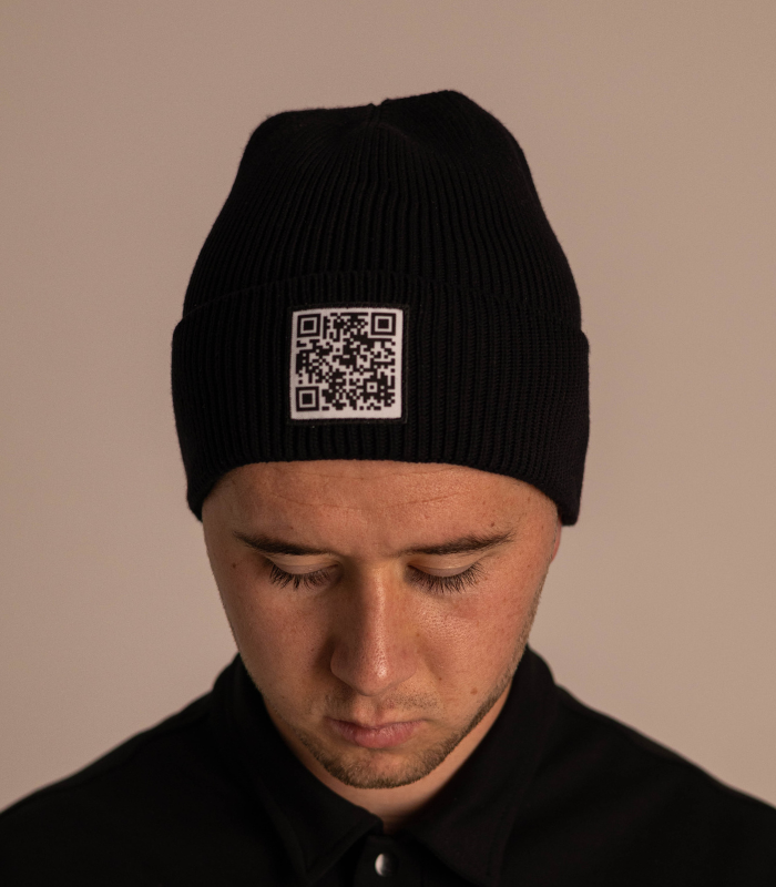 1 Шапка з білим QR-патчем - Зображення 1